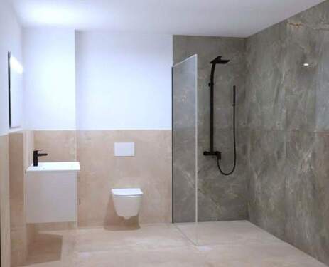 Bad - 3 Zimmer Etagenwohnung in Dornstadt