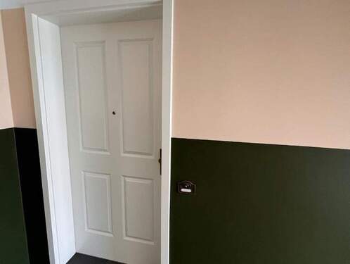 Wohnungseingangstür - 4 Zimmer Etagenwohnung zum Kaufen in Jena