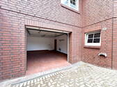 Einfahrt Garage - 4 Zimmer Einfamilienhaus in Neetze