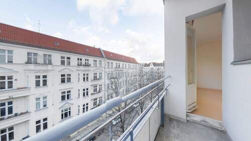 Balkon - Charmantes 1-Zimmer-Apartment mit Balkon - Wohnen in bester Charlottenburger Lage