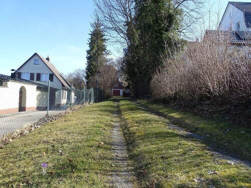 Private Zufahrt zum Grundstück - Grundstück zum Kaufen in Donaueschingen