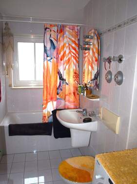 Bad - 2 Zimmer Etagenwohnung zum Kaufen in Landshut