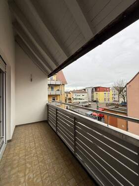  1.OG Balkon 1 - 