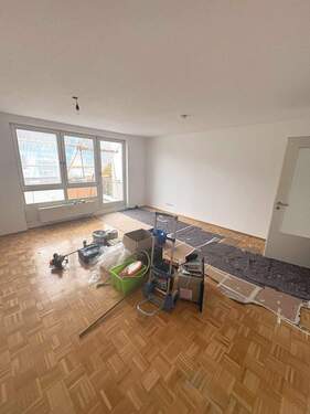 Helles und großzügiges Wohnzimmer - 