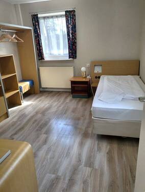 Arbeits-, Gäste-, Kinderzimmer EG - 