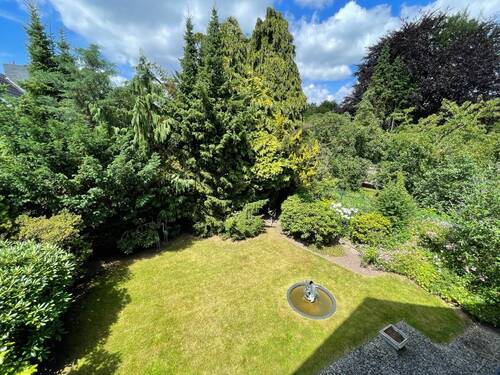 Aussicht von der Loggia in den Garten - Reihenendhaus mit 137,00 m&sup2; in Hamburg Osdorf zum Kaufen