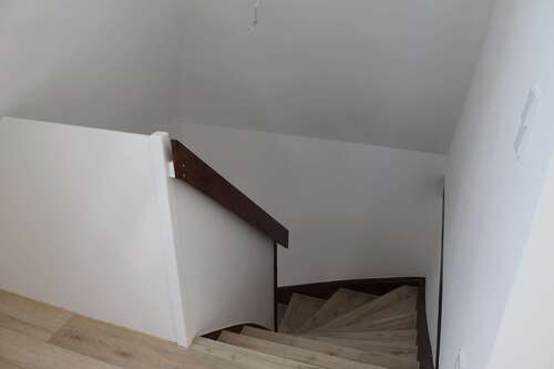 Treppe ins Dachstudio - 