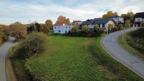 Foto.jpg - Baugrundstück mit traumhafter Aussicht - teilbar & ohne Bauzwang
