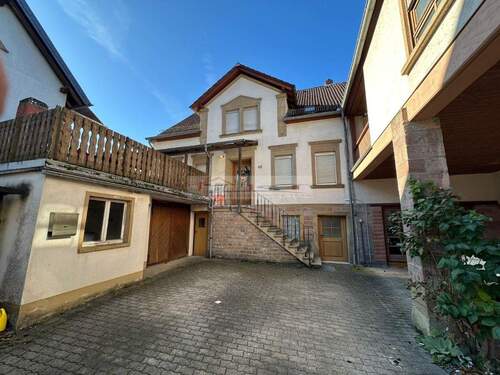 Hof - Anwesen mit 2 Häusern in Jettenbach zu verkaufen