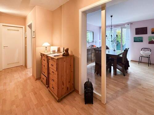 Diele - 3 Zimmer Etagenwohnung in Kiel