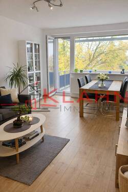 helles Wohnzimmer - 2 Zimmer Etagenwohnung zur Miete in Wedel