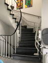 Treppe/ Lift ins Obergeschoss - Reihenmittelhaus mit 100,00 m&sup2; in Krefeld zum Kaufen