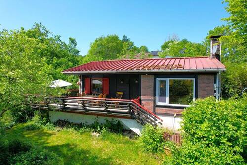 Schutz 1.JPG - Wunderschön gelegener Bungalow mit großzügiger Terrasse, Gartenhaus und Aussicht in Schutz