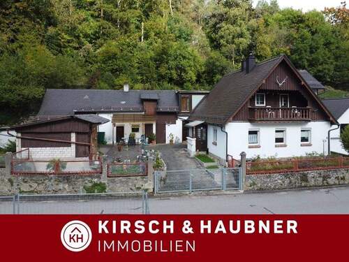 Charmantes EFH - Preishammer! Einfamilienhaus mit Nebengebäuden auf schönem Grund - Kastl im Lauterachtal