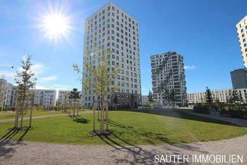 Schöne Anlage - 2 Zimmer Etagenwohnung zur Miete in München