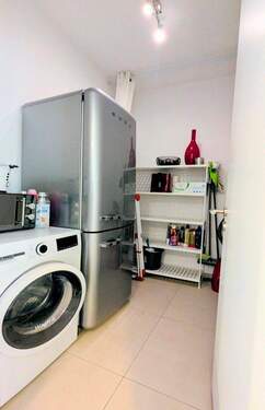 Speisekammer HWR mit Waschmaschinenanschluss - 