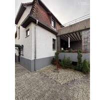 Gemütliche Doppelhaushälfte mit Sanierungsbedarf in ruhiger Lage - Darmstadt Eberstadt