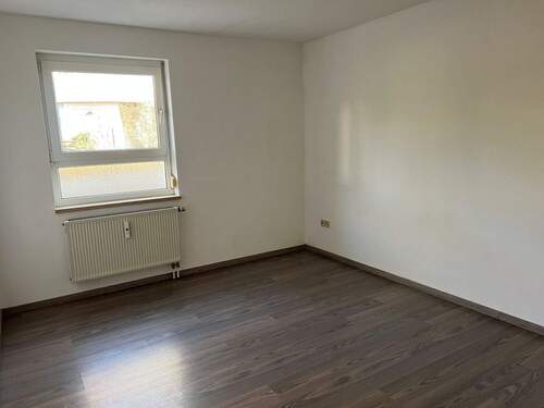 Schlafzimmer.jpg - 2 Zimmer Etagenwohnung zur Miete in Ansbach