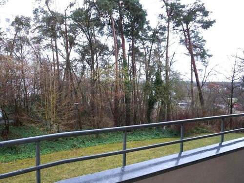 Blick vom Balkon - 2 Zimmer Etagenwohnung zum Kaufen in Spardorf