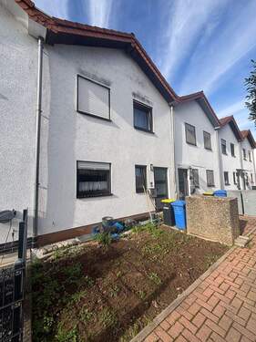 H 553 Außenansicht 1.jpg - 4 Zimmer Reihenmittelhaus zum Kaufen in Worms