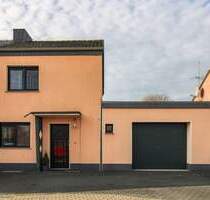 Ein Haus mit Herz - und ein Garten zum Verlieben - Duisburg Aldenrade