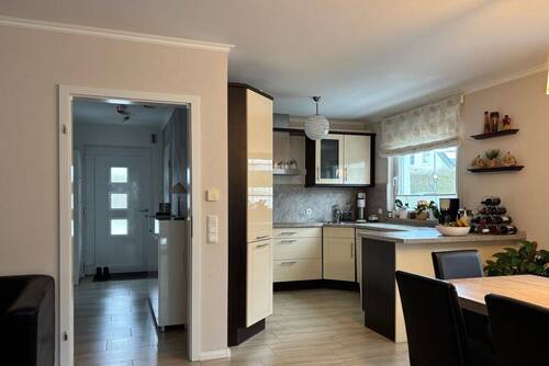 Küche - 6 Zimmer Einfamilienhaus in Bad Oldesloe