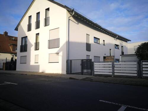 Bild 1 - Moderne 3 Zimmer Wohnung in optimaler Lage (Altstadt Heusenstamm nähe Bahnhof)