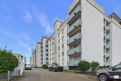 Hausansicht - ***Grundbuch statt Sparbuch! Vermietete 3-ZKBB-Wohnung + Einzelgarage in Brühl***