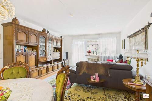 Wohn-/Essbereich - Etagenwohnung mit 85,50 m&sup2; in Brühl zum Kaufen