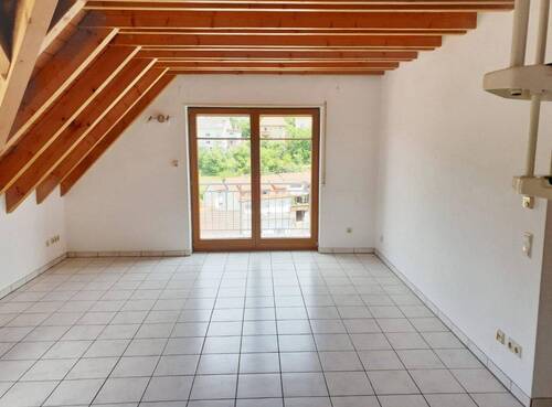 Wohn-/Esszimmer - 3 Zimmer Etagenwohnung zur Miete in Schriesheim