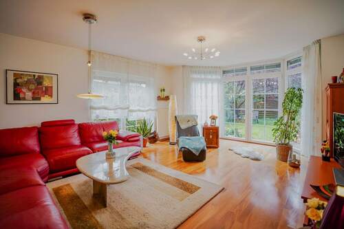Wohnzimmer - Einfamilienhaus mit 95,80 m² in Berlin zum Kaufen