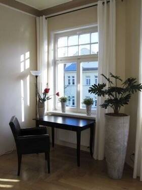 Schreibtisch im Wohnzimmer - 