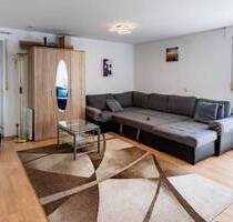 Helle 3-Zi.-Wohnung mit zwei Balkonen und Blick ins Grüne in zentraler Lage von Baldham - Vaterstetten