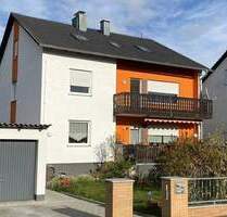 Kleiner Garten+ großer SÜD-Balkon + 3 Zimmer mit 100 m² - Baiersdorf Igelsdorf