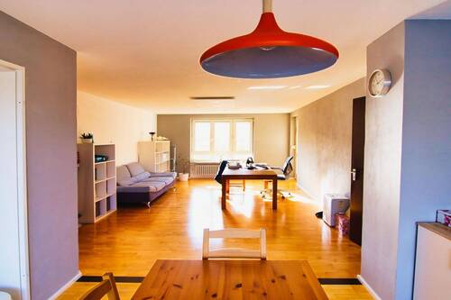 Wohnzimmer vom Esszimmer - Helle 3,5-Zi.-Wohnung 
