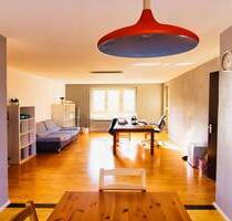 Helle 3,5-Zi.-Wohnung | 2 Balkone . TG-Stellplatz . Hobbyraum | 4 Zimmer Option - Germering