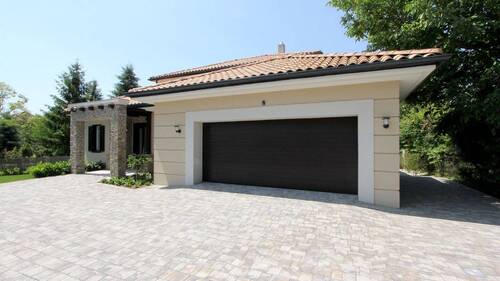 Garage - Einfamilienhaus zum Kaufen in Gyenesdias
