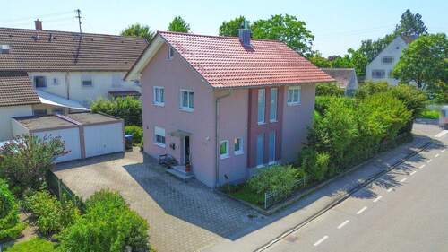 Aussen - 4 Zimmer Einfamilienhaus zum Kaufen in Sontheim