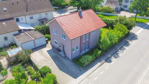 Aussen - 4 Zimmer Einfamilienhaus in Sontheim