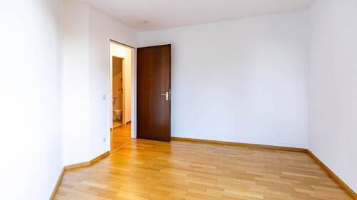 Kind - 3 Zimmer Etagenwohnung in München