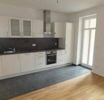 STILVOLLE 2-Z-WOHNUNG mit Balkon und Gartenanteil, EBK und Fußbodenheizung - Leipzig Wahren