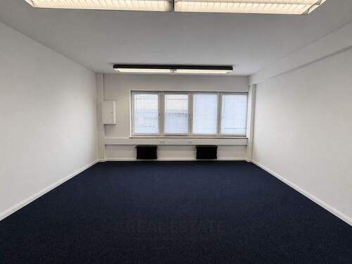 1.jpg - 150 m² Bürofläche im 1. OG – Ihr neuer Standort in Hamburg-Billbrook