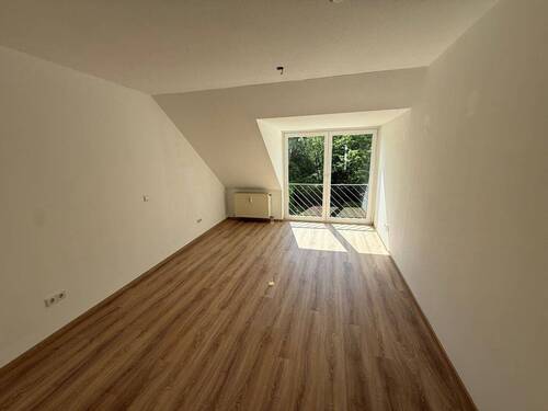 Schlafzimmer - Platz für Liebe, Chaos & Pizza - 2 Zimmer Wohnung sucht junges Leben
