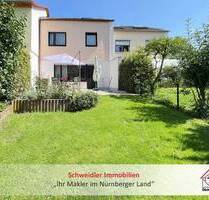 Familienglück - Gepflegtes Reihenmittelhaus mit schönem Garten und Garage am Laufer Kunigundenberg