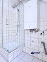 Badezimmer mit Dusche - 