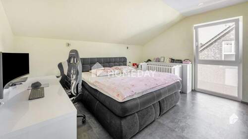 1. OG Elternschlafzimmer 1 - 