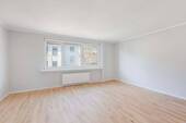 Wohnzimmer Ansicht 2 - Etagenwohnung mit 56,00 m&sup2; in Mülheim an der Ruhr zum Kaufen