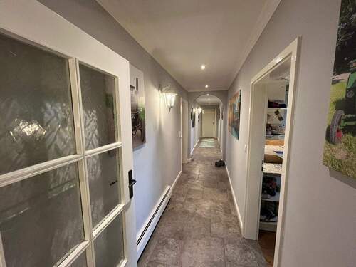 Flur - Einfamilienhaus mit 150,00 m² in Elze zum Kaufen