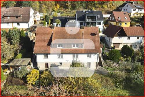 Hausansicht - Doppelhaus - Zwei Doppelhaushälften in Ebermannstadt