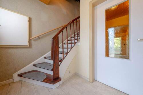 EG Eingangsbereich - 5 Zimmer Reihenmittelhaus zum Kaufen in Lünen